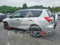 2012 Toyota RAV4 photo