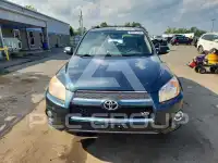2012 Toyota RAV4 фото