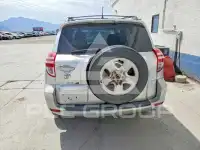 2012 Toyota RAV4 фото