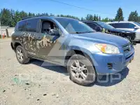 2012 Toyota RAV4 photo