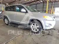 2012 Toyota RAV4 photo