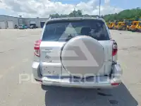 2012 Toyota RAV4 фото