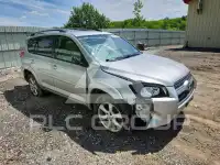 2012 Toyota RAV4 фото