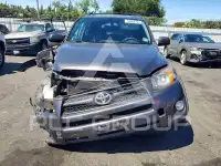 2012 Toyota RAV4 photo