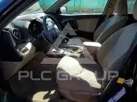 2012 Toyota RAV4 фото