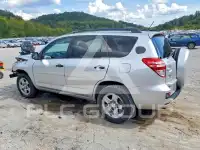 2012 Toyota RAV4 photo