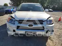 2012 Toyota RAV4 фото