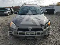 2012 Toyota RAV4 фото