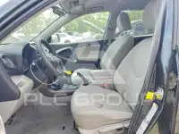 2012 Toyota RAV4 фото