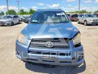 2012 Toyota RAV4 фото