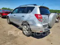 2012 Toyota RAV4 фото