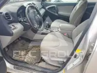 2012 Toyota RAV4 фото