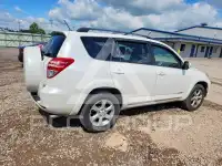 2012 Toyota RAV4 фото