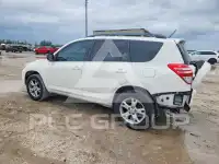 2012 Toyota RAV4 photo
