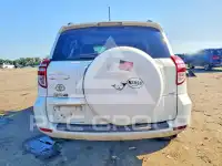 2012 Toyota RAV4 photo
