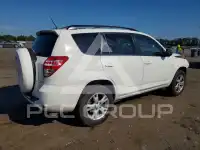 2012 Toyota RAV4 photo