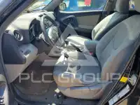 2012 Toyota RAV4 photo