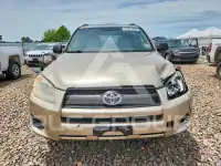 2012 Toyota RAV4 фото