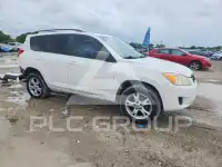 2012 Toyota RAV4 photo