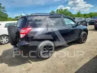 2012 Toyota RAV4 photo