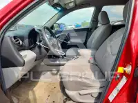 2012 Toyota RAV4 фото