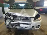 2012 Toyota RAV4 photo