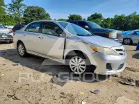 2012 Toyota COROLLA фото