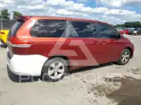 2012 Toyota SIENNA photo