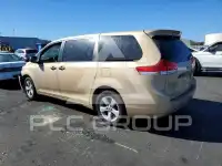 2012 Toyota SIENNA фото