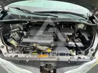 2012 Toyota SIENNA photo