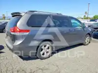 2012 Toyota SIENNA фото