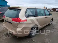 2012 Toyota SIENNA фото