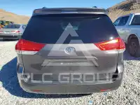 2012 Toyota SIENNA фото