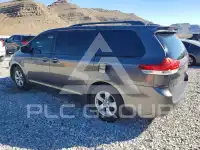 2012 Toyota SIENNA фото