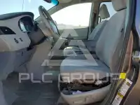 2012 Toyota SIENNA фото