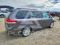 2012 Toyota SIENNA фото