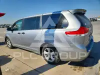 2012 Toyota SIENNA фото
