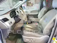 2012 Toyota SIENNA фото