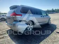 2012 Toyota SIENNA фото