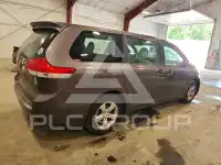2012 Toyota SIENNA фото