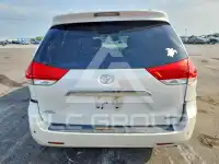2012 Toyota SIENNA фото