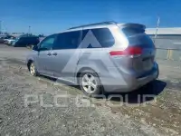 2012 Toyota SIENNA фото