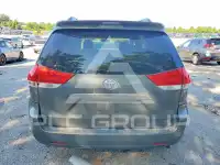2012 Toyota SIENNA фото