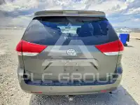 2012 Toyota SIENNA фото