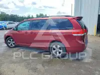 2012 Toyota SIENNA фото