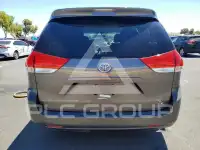 2012 Toyota SIENNA фото