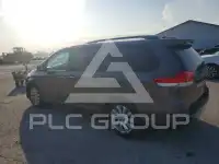 2012 Toyota SIENNA фото