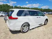2012 Toyota SIENNA фото
