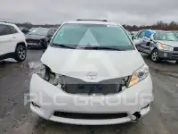 2012 Toyota SIENNA фото