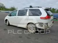 2012 Toyota SIENNA фото
